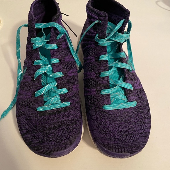 Nike Flyknit Chukka - Picture 3 of 7